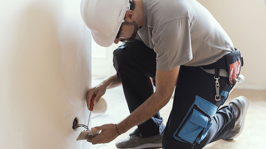 Electrician wiring house