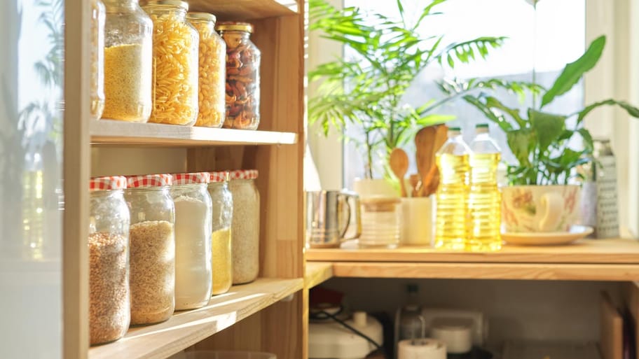 Food storage at home